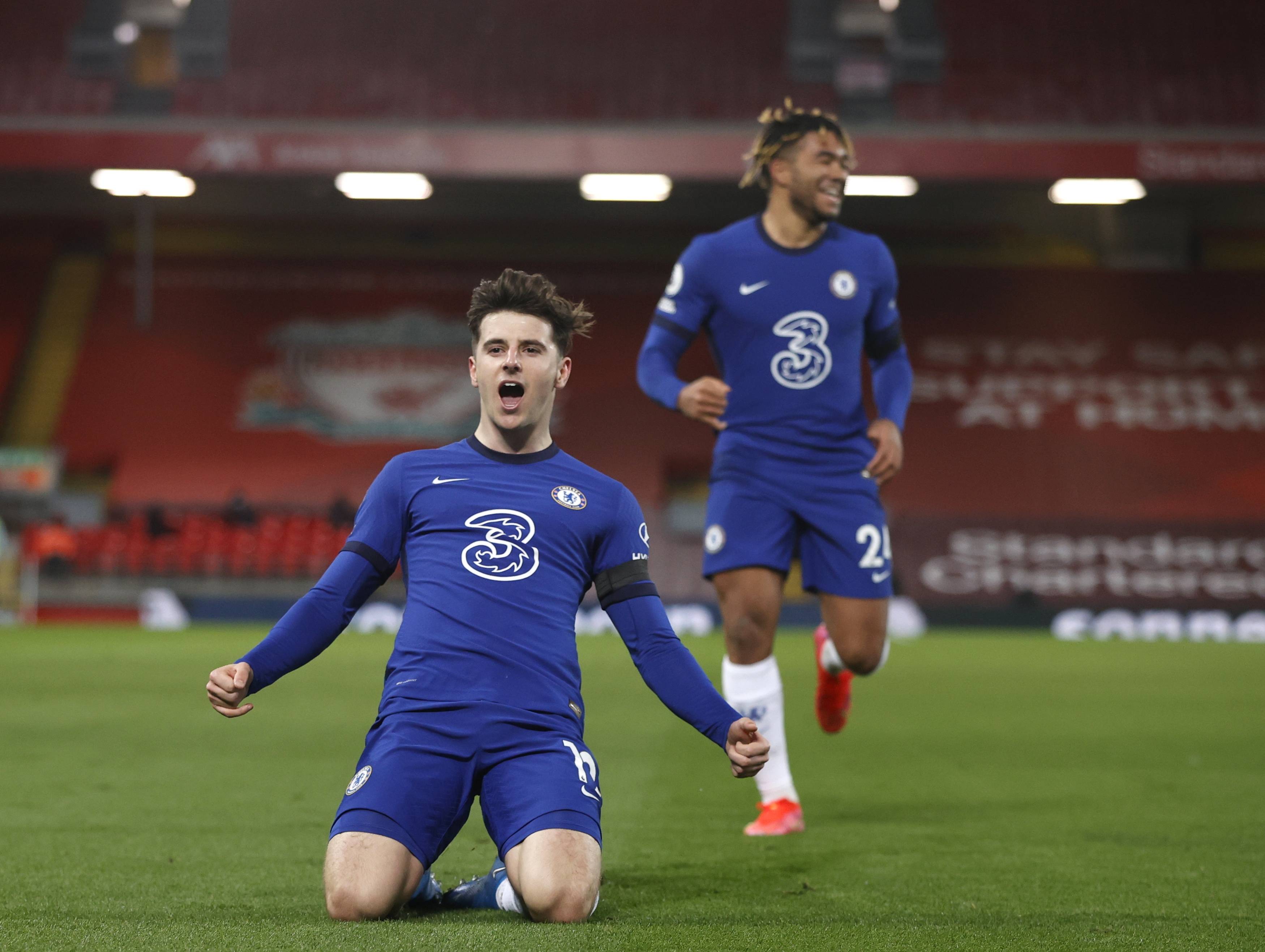 外陷入进攻 外陷入进攻