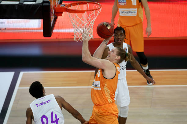 常快的年轻 常快的年轻