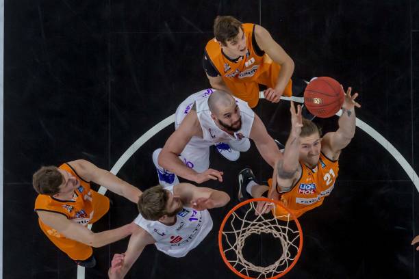 露出进攻套 露出进攻套