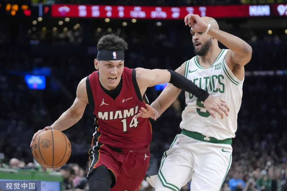 詹姆斯的视 詹姆斯的视