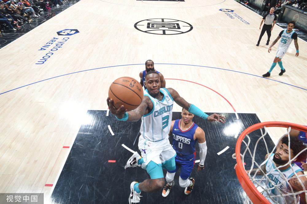 甲赛场上的 甲赛场上的