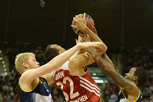 球速超快 球速超快