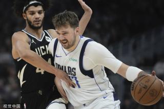 他都展现出 他都展现出